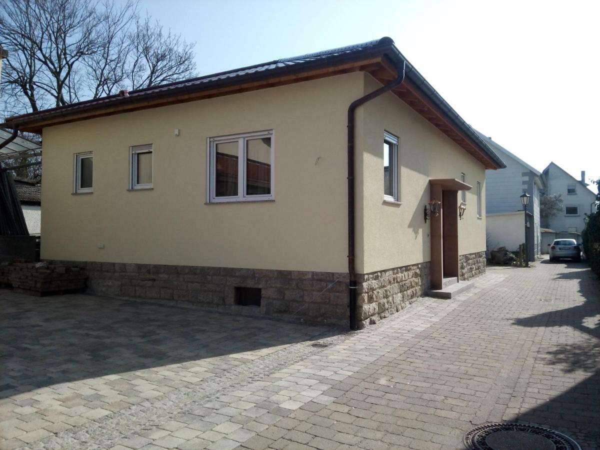 Gaestehaus Weingut Politschek Bad Friedrichshall Exterior foto